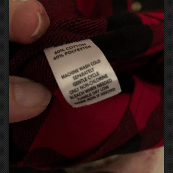 FIELD & STREAM red block flannel button up XL - Picture 4 of 5